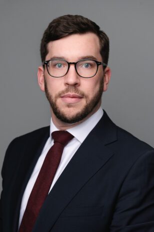 Thomas Cowan - barrister headshot